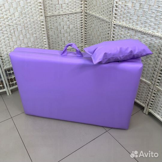 Кушетка для наращивания ресниц