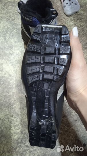 Лыжные ботинки