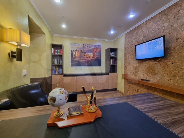 3-к. квартира, 95 м², 7/10 эт.