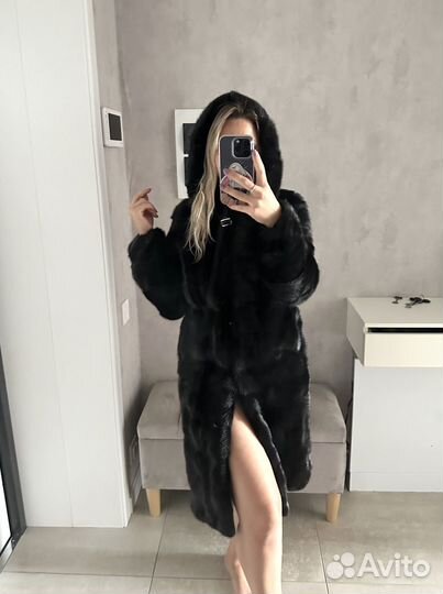 Шуба норковая с капюшоном