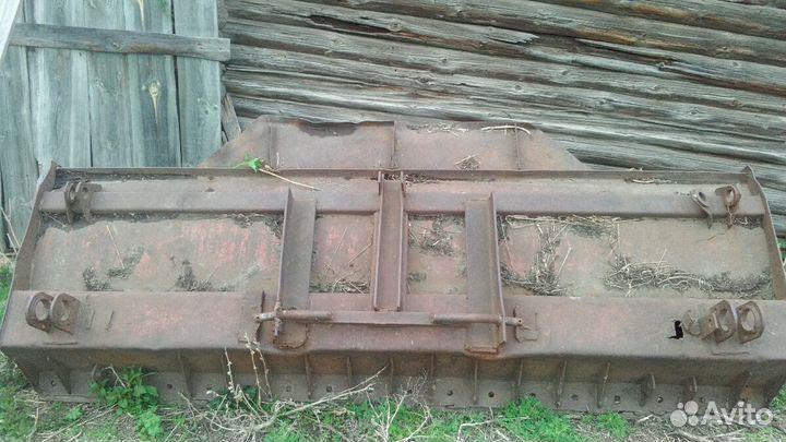 Отвал бульдозерный