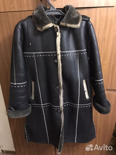 Дубленка женская,полушубка