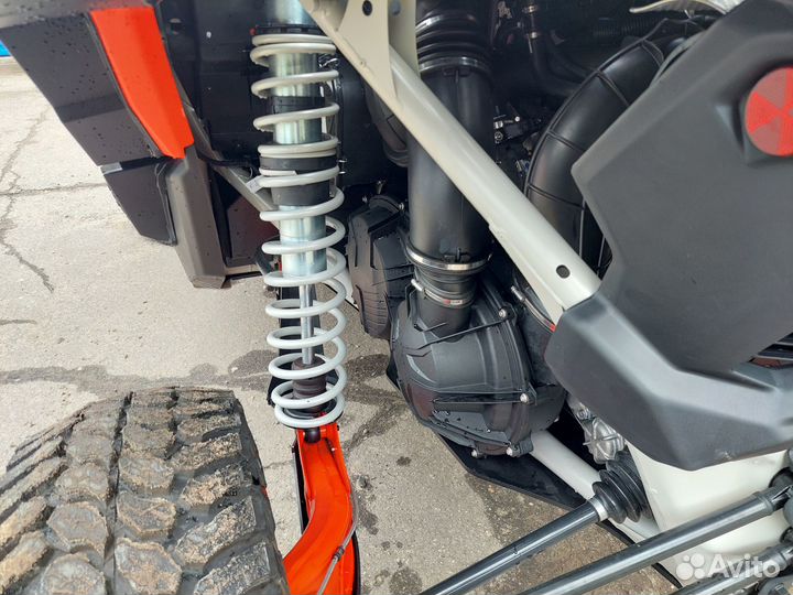 BRP Can-Am Maverick XRC Turbo RR