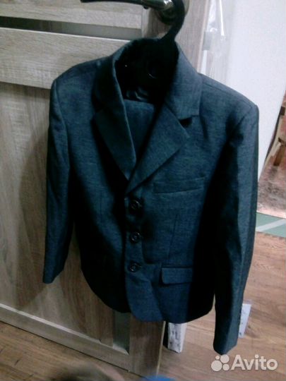 Костюм новый серый