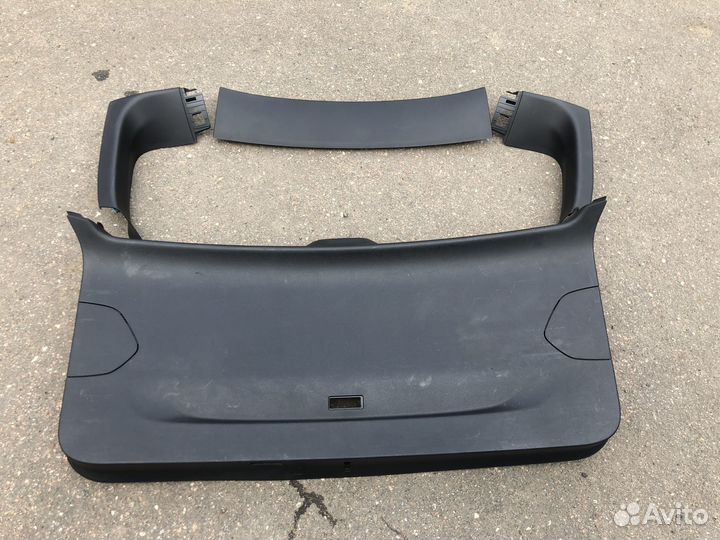 Обшивка крышки багажника BMW X3 G01