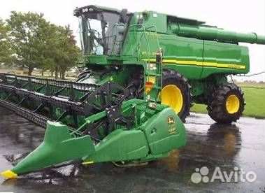 В разборе сельхозтехника John Deere