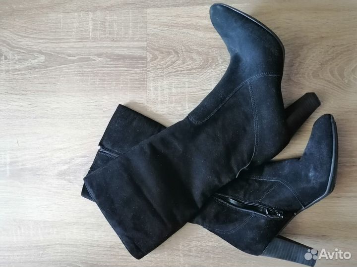 Замшевые сапожки