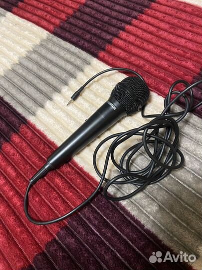 Микрофон для караоке проводной