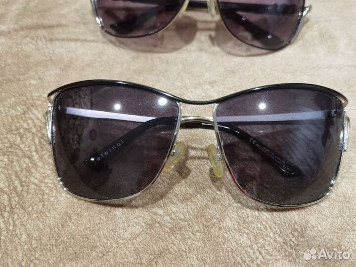 Солнечные очки женские