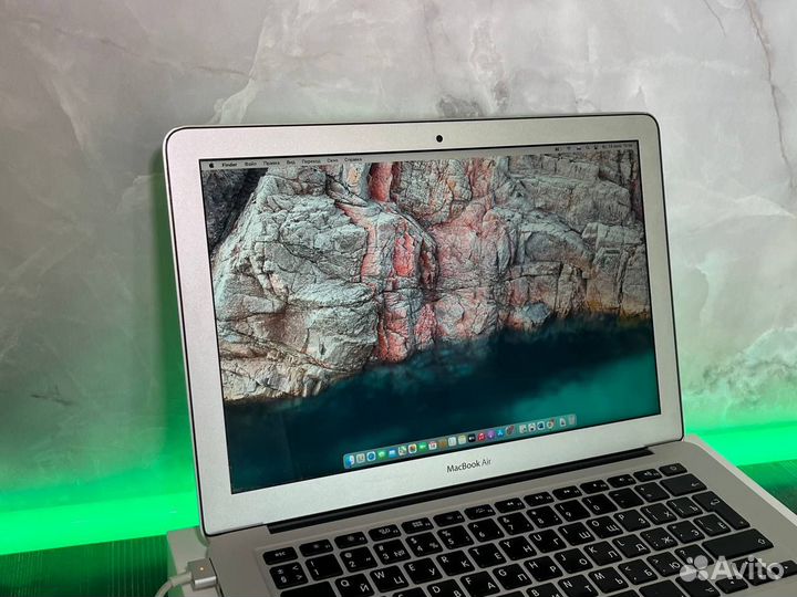 Apple MacBook Air 13