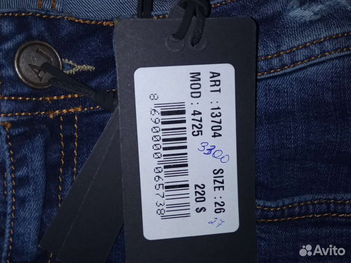 Джинсы armani новые
