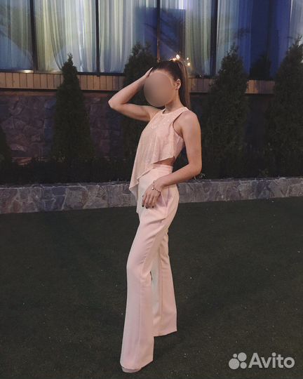 Комбинезон женский нарядный