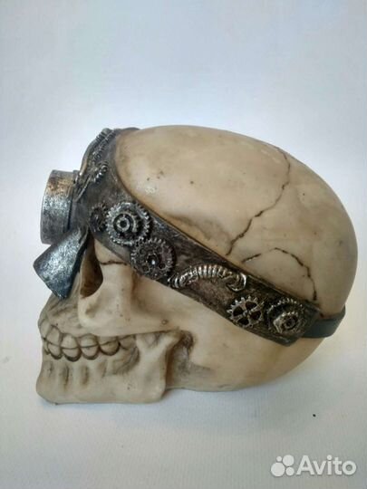Череп декоративный, бедный Йорик)