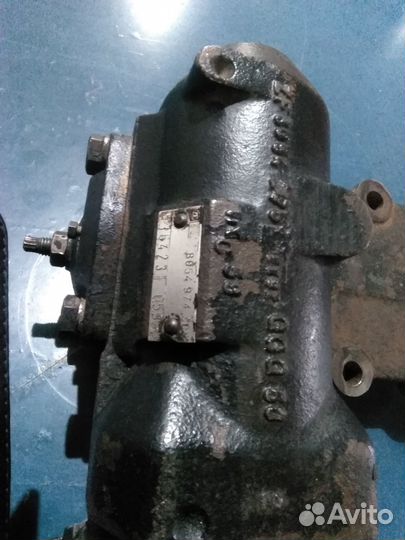 Редуктор рулевой. Ниссан Террано 2