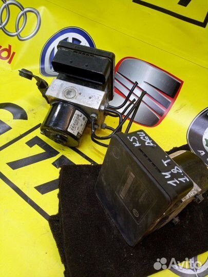 Блок abs передний Skoda Octavia Tour лифтбек 1.8