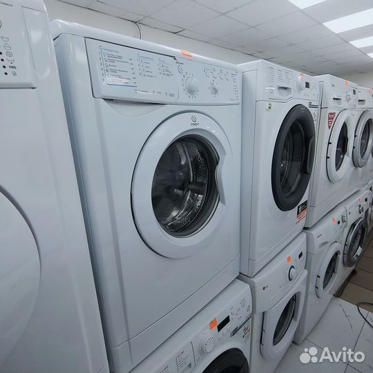 Узкая стиральная машина indesit