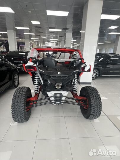 BRP Can-Am Maverick XRC Turbo RR