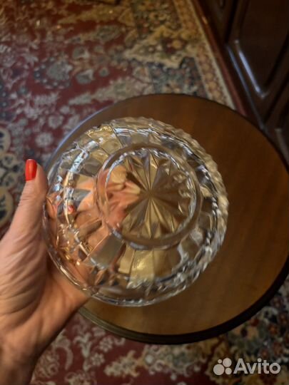 Хрустальная пиала