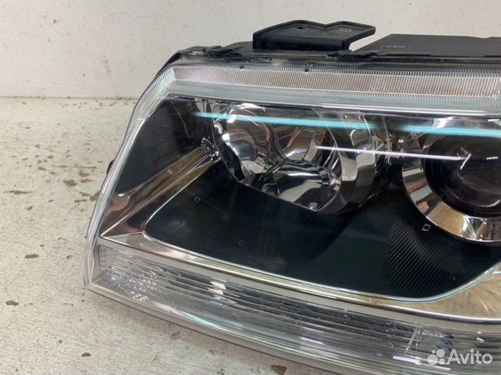 Фара левая Suzuki Grand Vitara 2005-2015