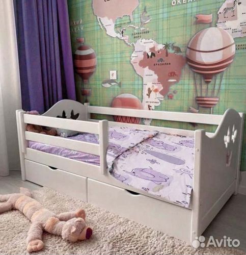 Кроватка сингл детская из массива с бортиком