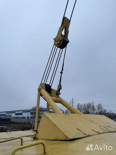 Гусеничный кран ЧМЗ ДЭК-251, 1988