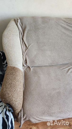 Диваны и кресло бу