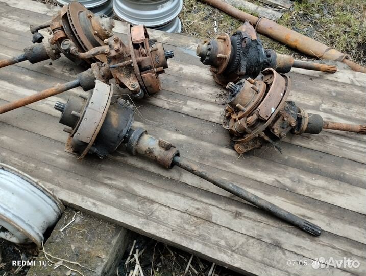 Поворотный кулак УАЗ