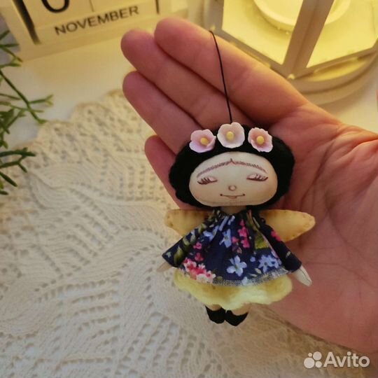 Текстильная кукла (брелок)
