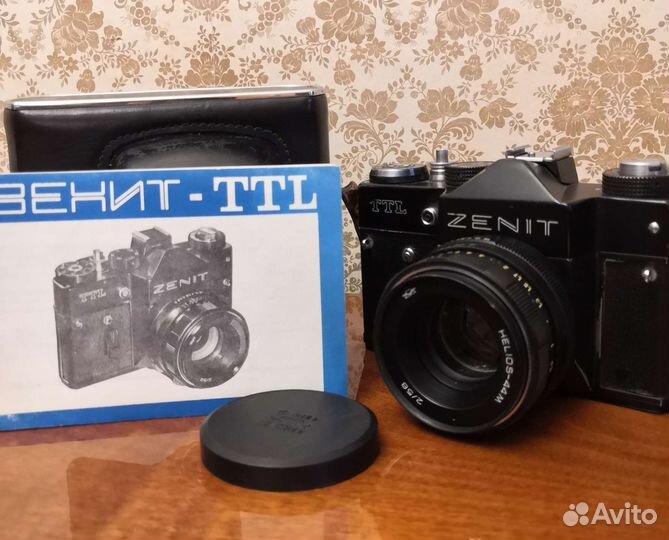 Плёночный фотоаппарат Zenit TTL