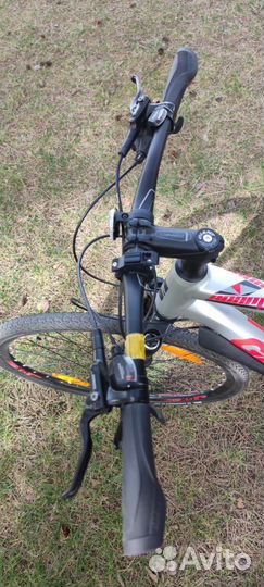 Велосипед Giant Roam 1 Disc 2019