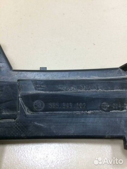 Повторитель в зеркало правый Skoda Kodiaq