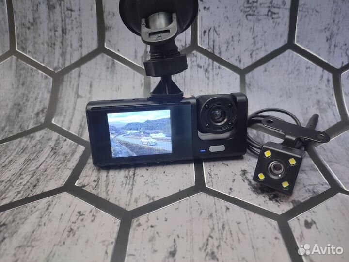 Видеорегистратор с 3 камерами Black