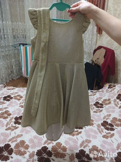 Платье праздничное