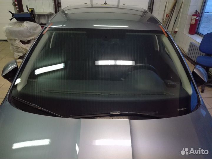 Лобовое стекло skoda octavia с молдингом