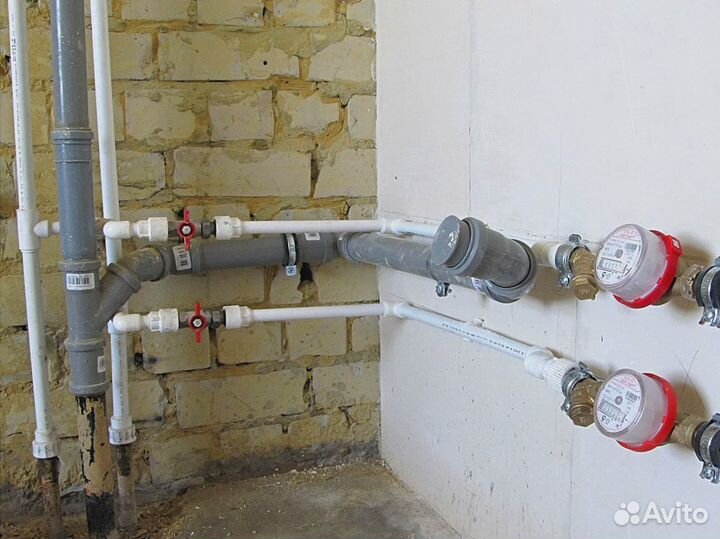 Сантехник. Услуги сантехника. Слесарь сантехник