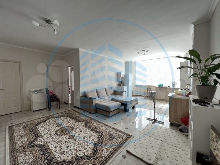 1-к. квартира, 57,2 м², 1/4 эт.