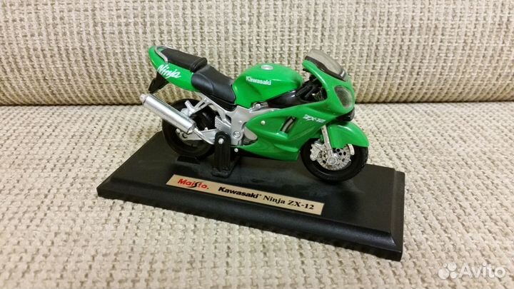 Спортбайк Kawasaki Ninja ZX-12