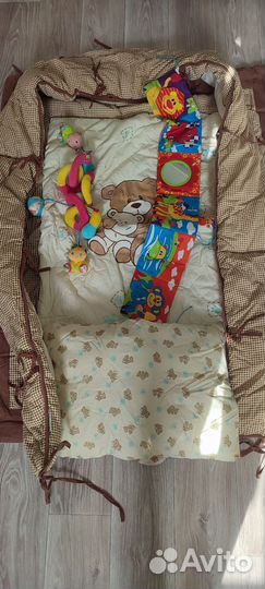 Комплект в детскую кроватку бортики