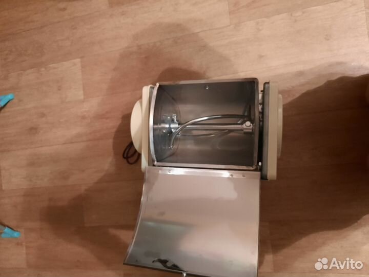 Тестомешальная машина