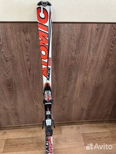 Горные лыжи atomic Race GS 158