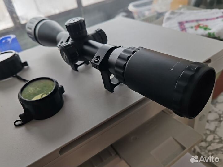 Прицел оптический с подсветкой Leapers