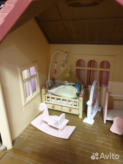 Sylvanian families домик с мебелью