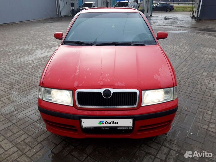 Skoda Octavia 1.6 МТ, 2006, 200 000 км