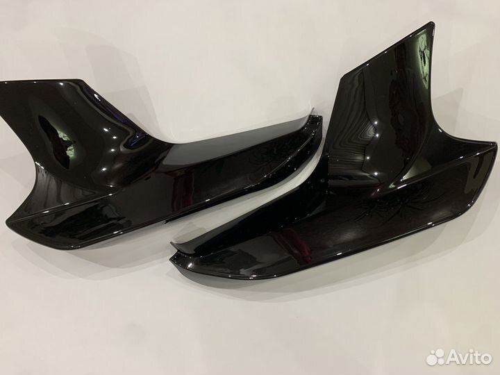 Накладки переднего бампера BMW M5 F90