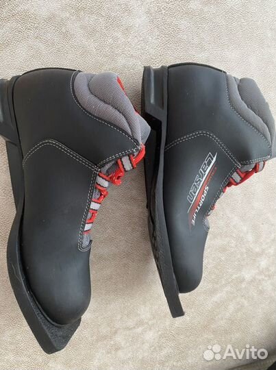 Лыжные ботинки Larsen