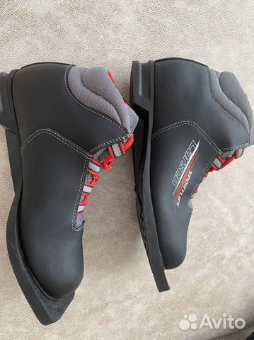 Лыжные ботинки Larsen