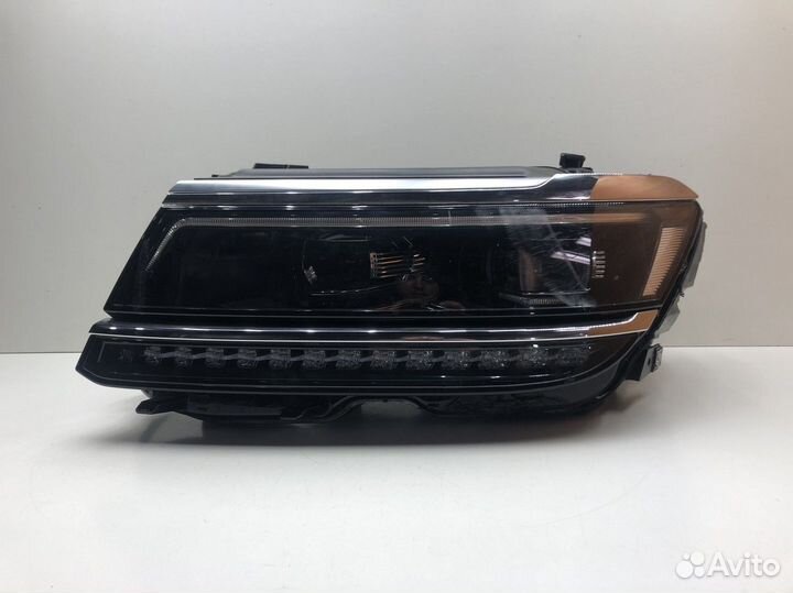 Фара левая Volkswagen Tiguan 2017-2020 Full Led