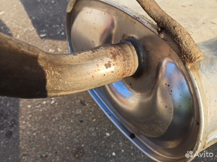 Глушитель задний 20100AV600 Nissan Primera P12