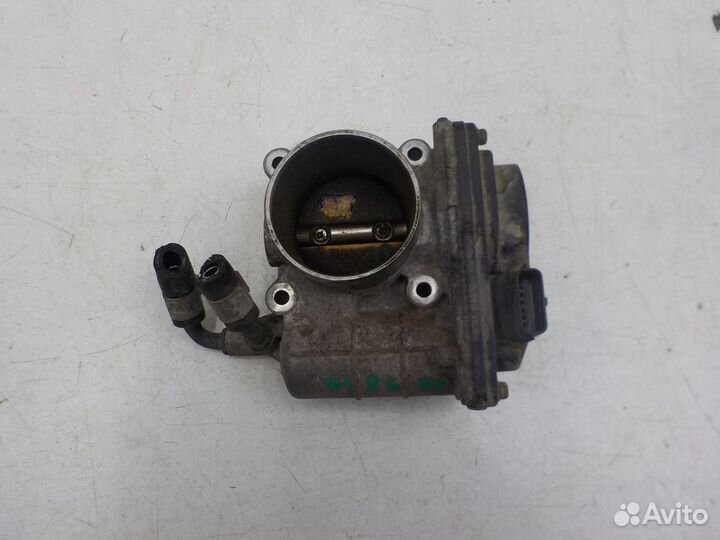 Заслонка дроссельная Nissan Juke 2011