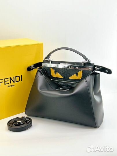 Сумка Fendi peekaboo